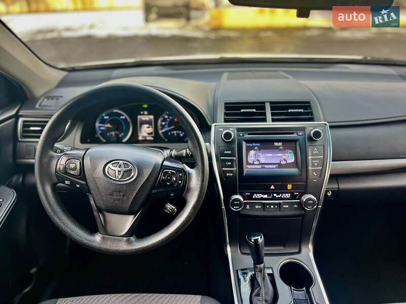 Седан Toyota Camry 2016 в Миколаєві