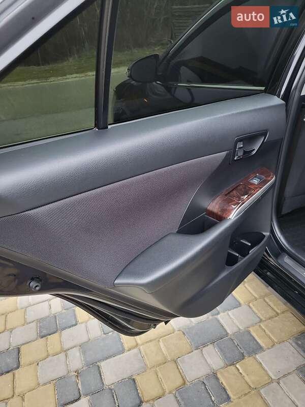 Седан Toyota Camry 2017 в Вишгороді