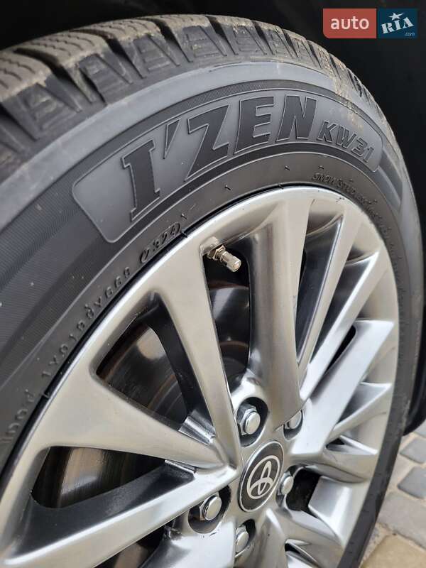 Седан Toyota Camry 2017 в Вишгороді