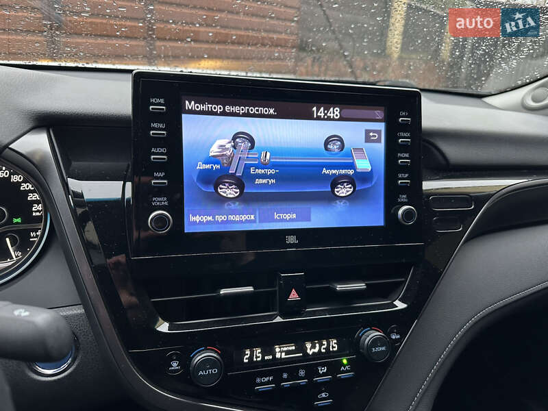 Седан Toyota Camry 2023 в Києві