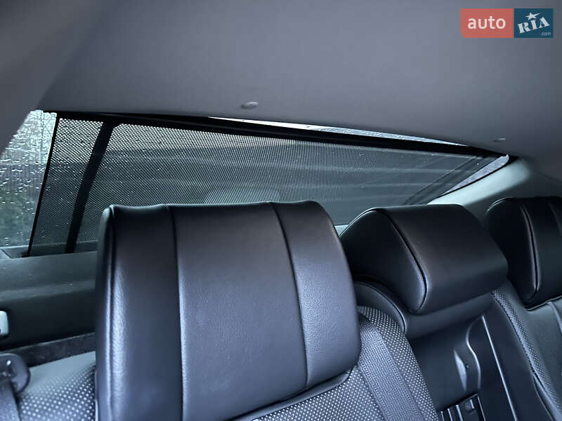 Седан Toyota Camry 2023 в Києві