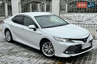 Седан Toyota Camry 2019 в Белгороде-Днестровском