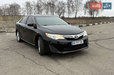 Седан Toyota Camry 2012 в Сумах