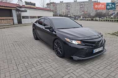 Седан Toyota Camry 2020 в Запорожье