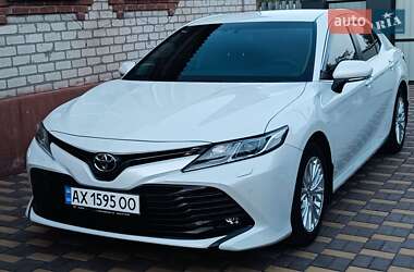 Седан Toyota Camry 2019 в Барвінковому