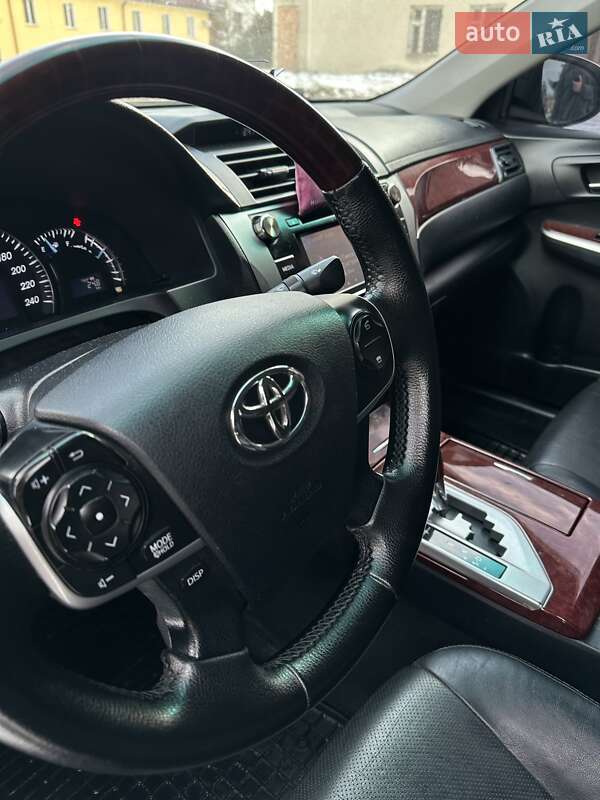 Седан Toyota Camry 2012 в Вінниці