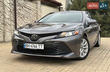 Седан Toyota Camry 2017 в Одесі
