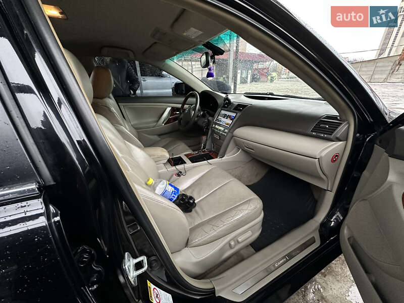 Седан Toyota Camry 2008 в Харькове