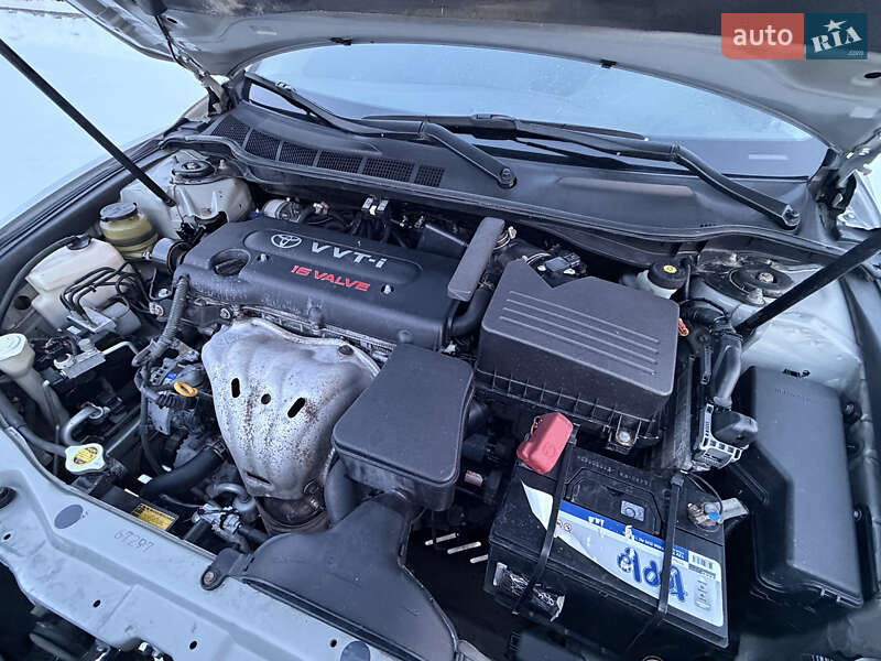 Седан Toyota Camry 2007 в Києві