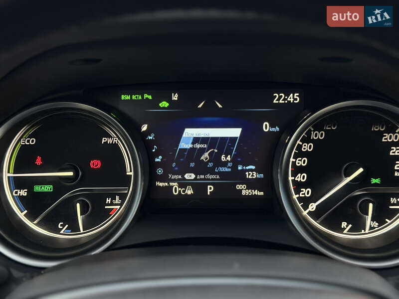 Седан Toyota Camry 2019 в Киеве фото 30 Седан Toyota Camry 2019 в Киеве