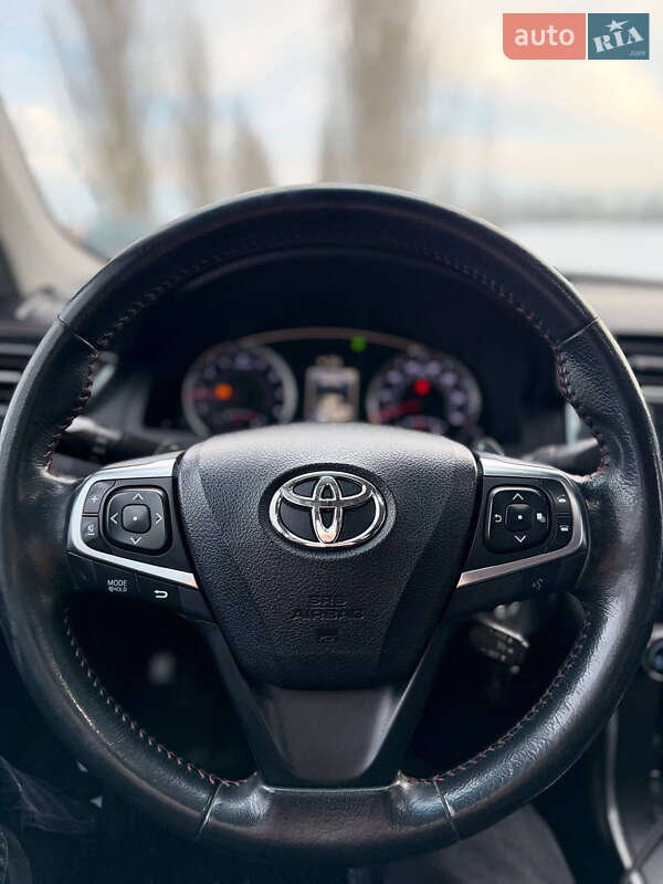 Седан Toyota Camry 2015 в Борисполе фото 11 Седан Toyota Camry 2015 в Борисполе