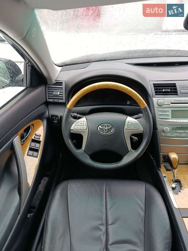 Седан Toyota Camry 2006 в Харькове