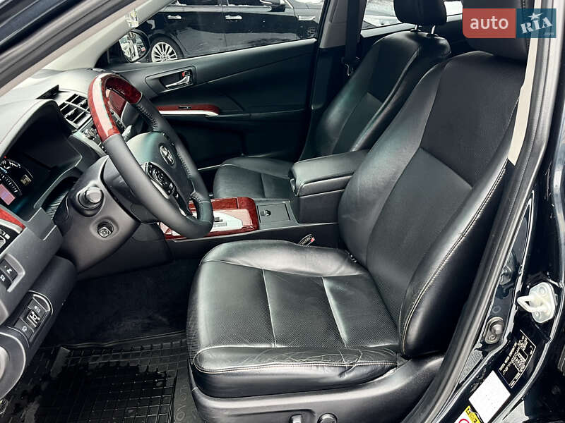 Седан Toyota Camry 2013 в Киеве фото 9 Седан Toyota Camry 2013 в Киеве