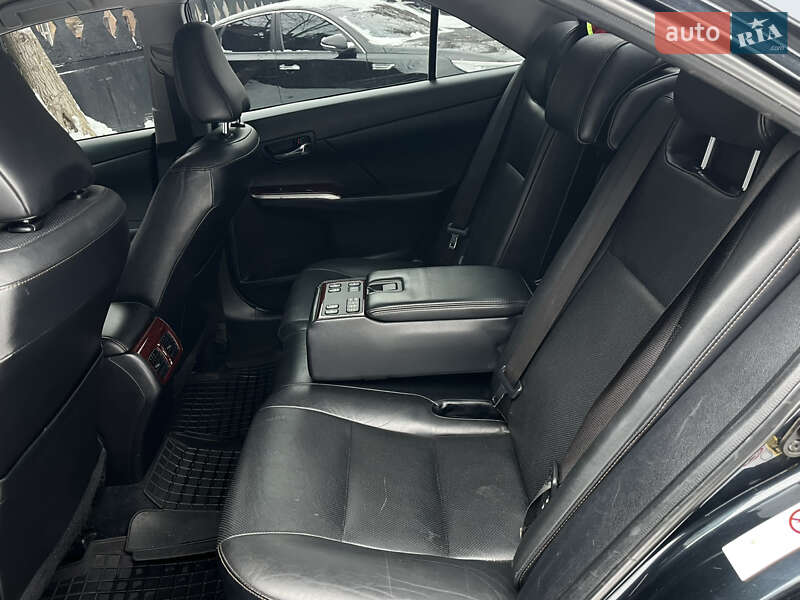 Седан Toyota Camry 2013 в Киеве фото 11 Седан Toyota Camry 2013 в Киеве