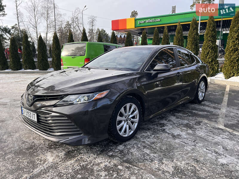 Седан Toyota Camry 2018 в Киеве фото 2 Седан Toyota Camry 2018 в Киеве