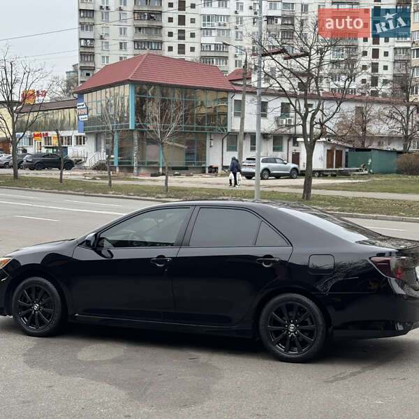 Седан Toyota Camry 2013 в Киеве фото 3 Седан Toyota Camry 2013 в Киеве
