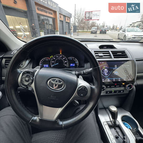 Седан Toyota Camry 2013 в Киеве фото 14 Седан Toyota Camry 2013 в Киеве