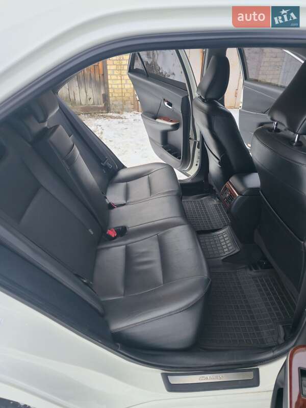 Седан Toyota Camry 2012 в Кропивницькому фото 27 Седан Toyota Camry 2012 в Кропивницькому