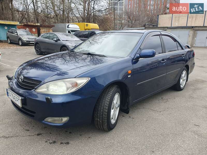 Toyota Camry 2003