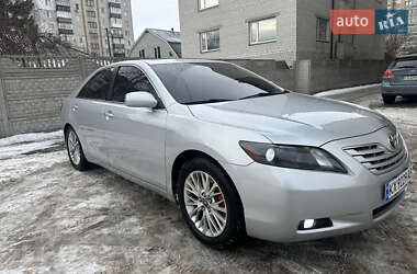 Седан Toyota Camry 2006 в Черкассах