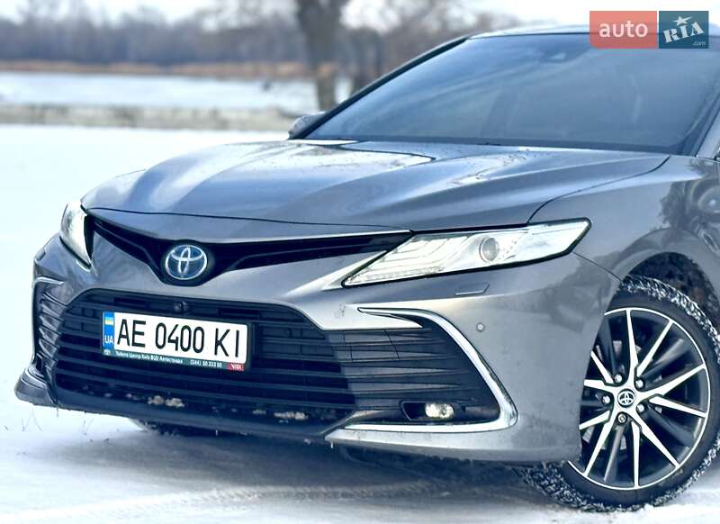 Седан Toyota Camry 2022 в Дніпрі фото 3 Седан Toyota Camry 2022 в Дніпрі