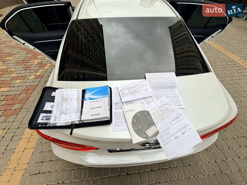 Седан Toyota Camry 2020 в Одессе