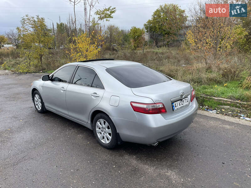 Седан Toyota Camry 2007 в Николаеве