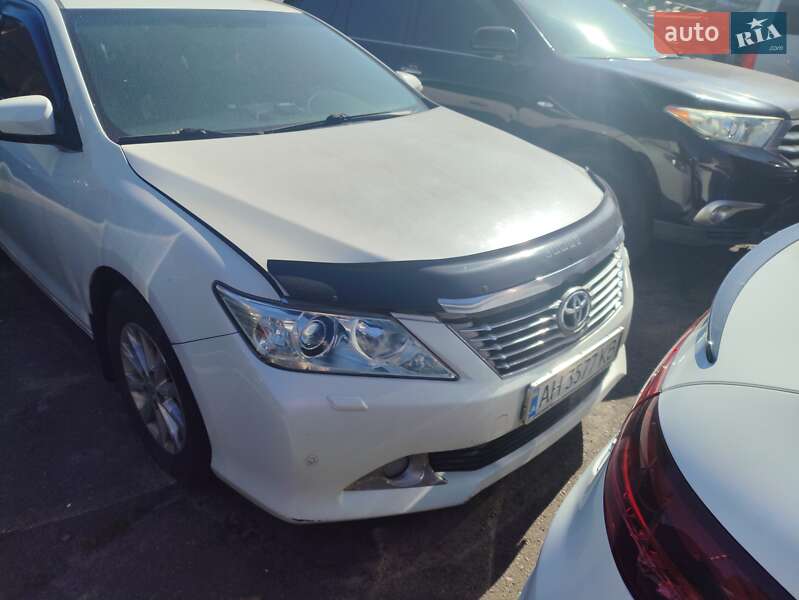 Toyota Camry 2011