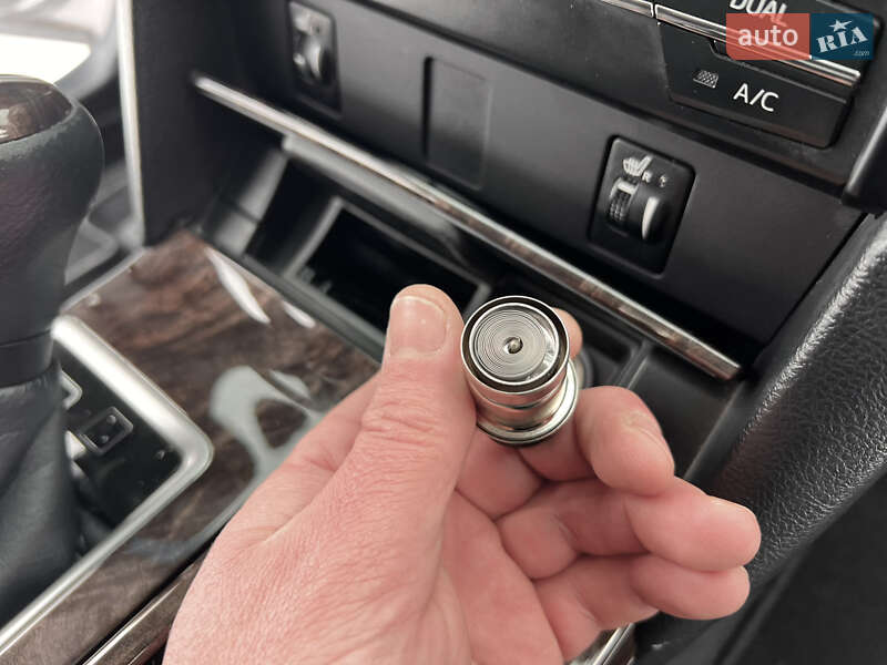 Седан Toyota Camry 2017 в Виннице