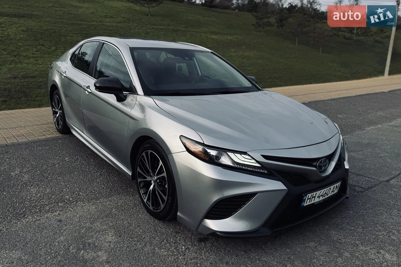 2019 Toyota Camry - мініатюра 17