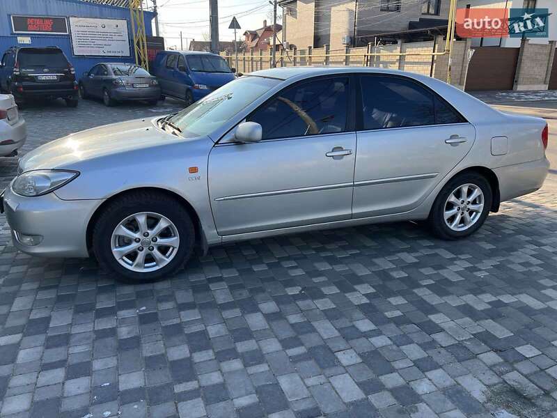 Седан Toyota Camry 2004 в Одессе