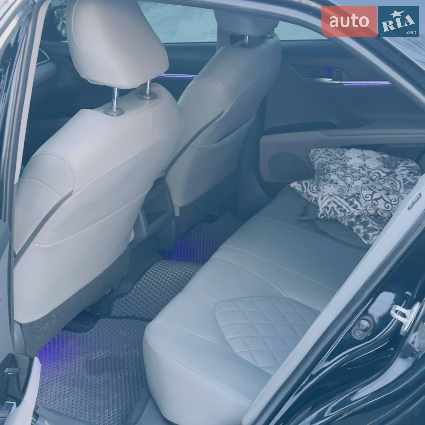 2018 Toyota Camry - мініатюра 7