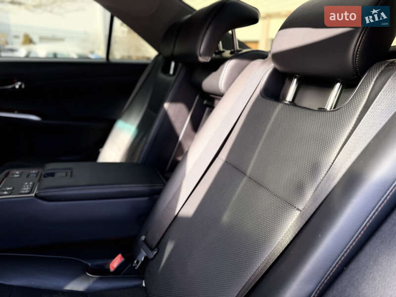 Седан Toyota Camry 2012 в Одессе