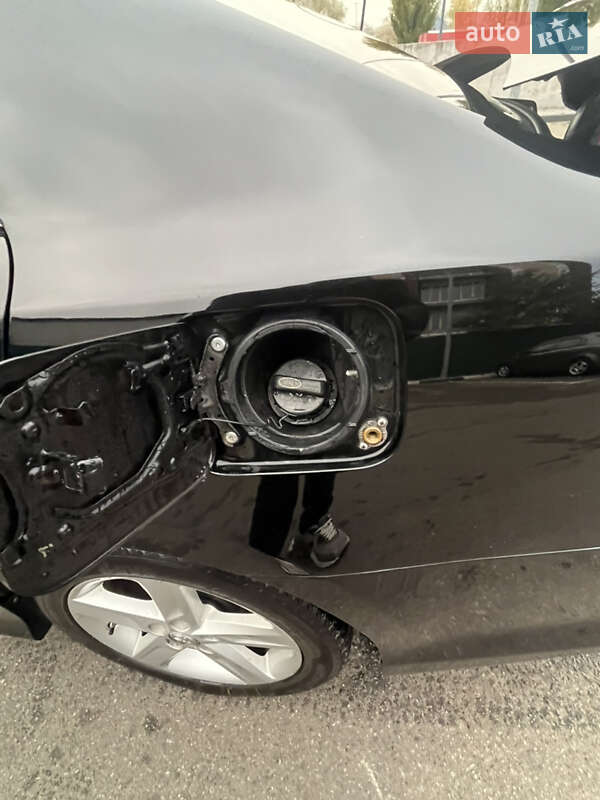 Седан Toyota Camry 2014 в Киеве