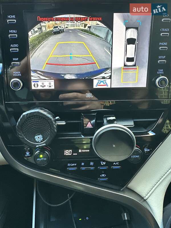 Седан Toyota Camry 2022 в Харькове