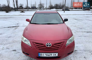 Седан Toyota Camry 2007 в Кременчуге