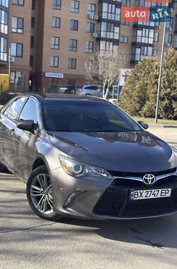 Седан Toyota Camry 2014 в Тернополе