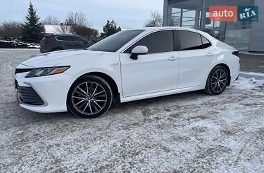 Седан Toyota Camry 2021 в Полтаве
