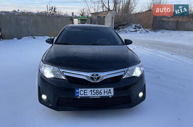 Седан Toyota Camry 2015 в Збаражі