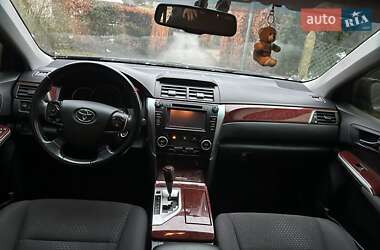Седан Toyota Camry 2014 в Києві