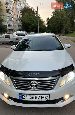 Седан Toyota Camry 2012 в Полтаве