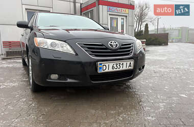 Седан Toyota Camry 2008 в Кривом Роге