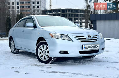 Седан Toyota Camry 2007 в Хмельницком