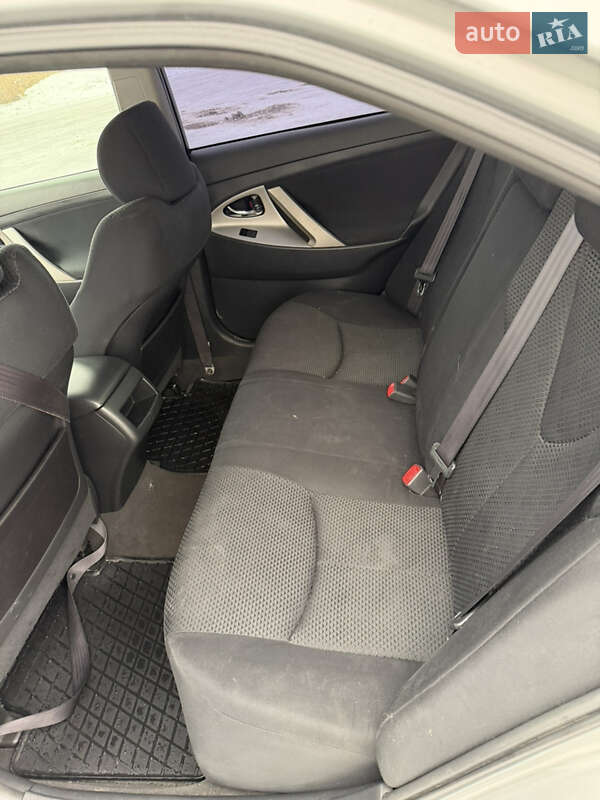 Седан Toyota Camry 2006 в Харькове