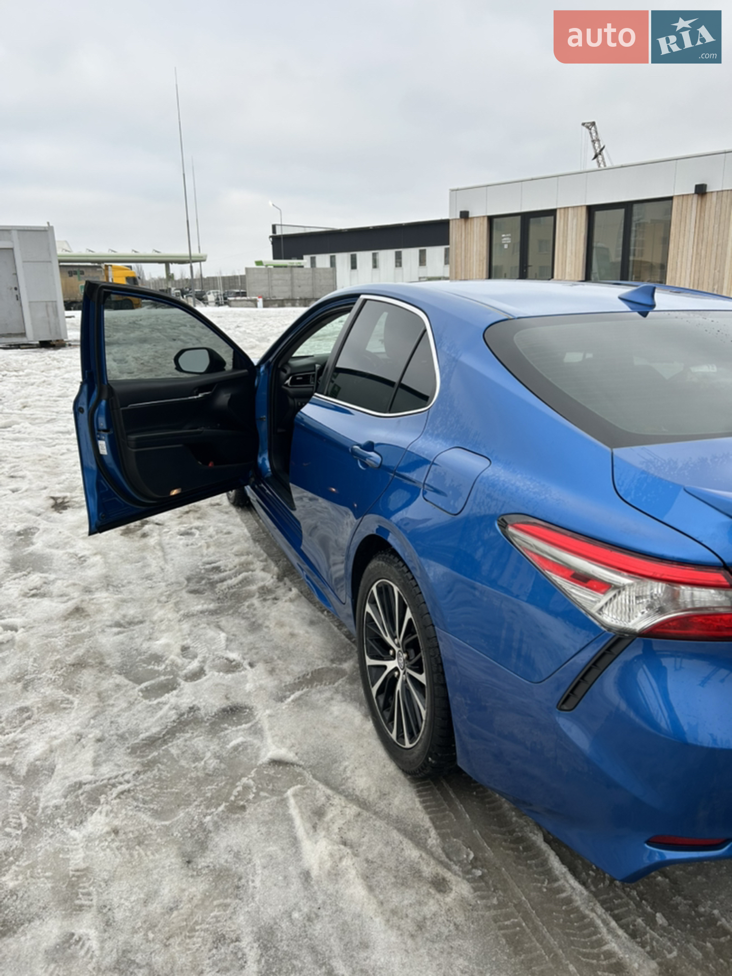 2019 Toyota Camry - мініатюра 4