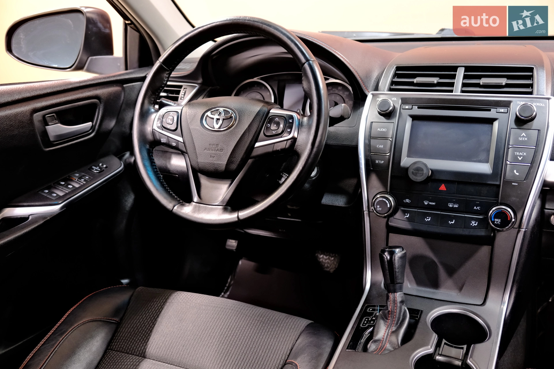2016 Toyota Camry - мініатюра 42