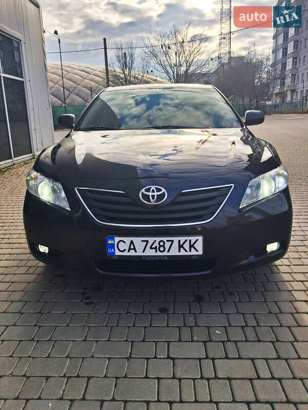 Седан Toyota Camry 2007 в Одессе