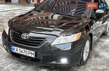 Седан Toyota Camry 2007 в Киеве
