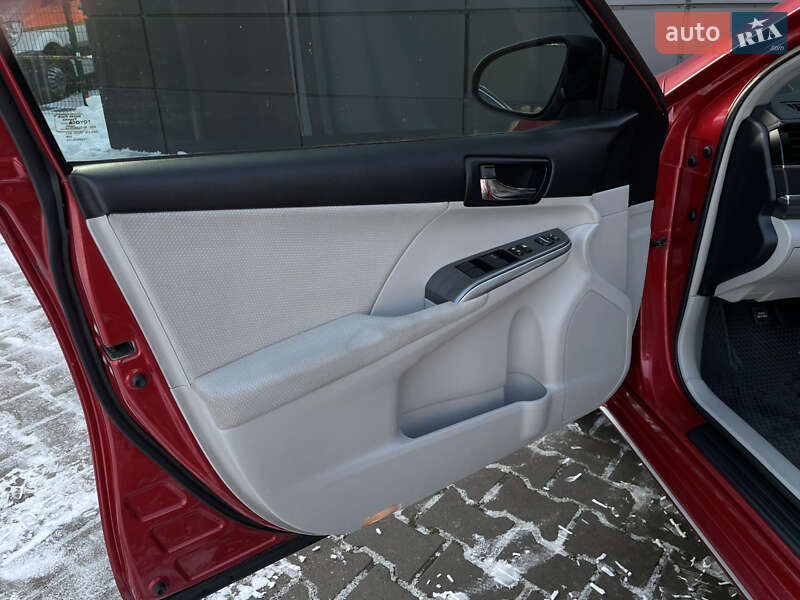 Седан Toyota Camry 2012 в Одесі