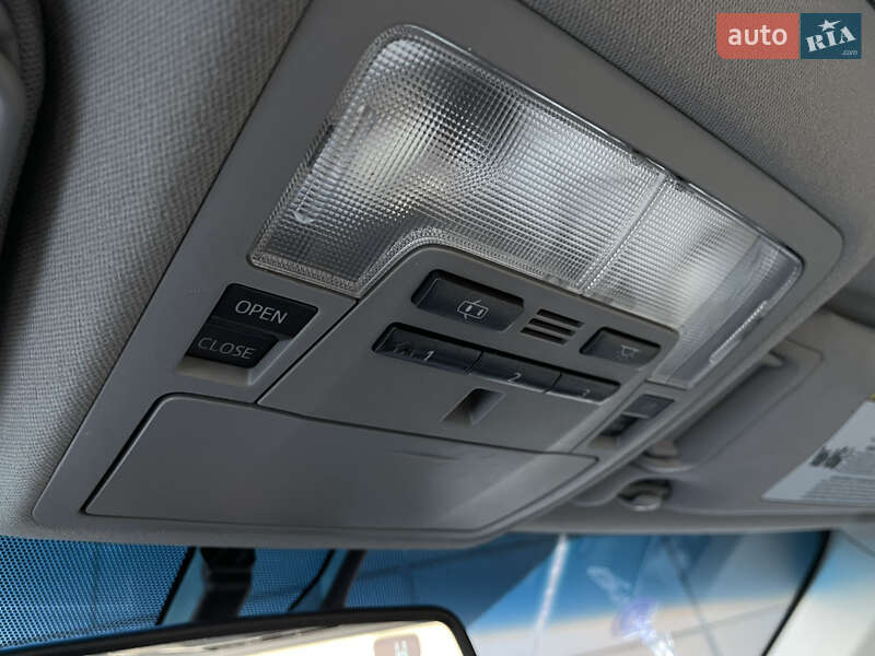 Седан Toyota Camry 2012 в Одесі